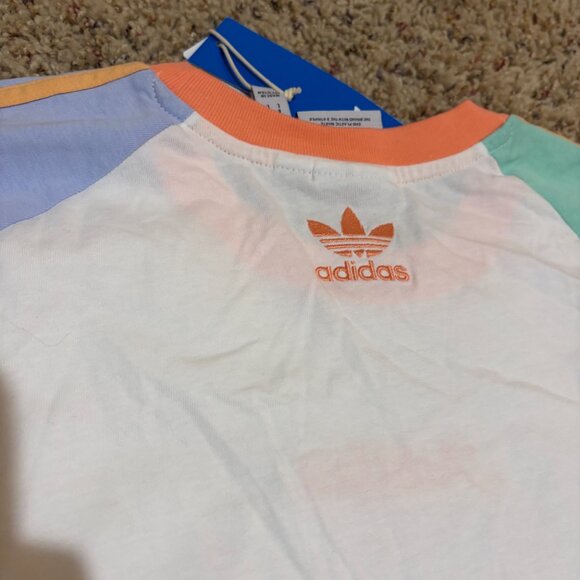 Adidas Originals Enjoy Summer Shorts & Raglan Tee Matching Set Colorblock - Picture 15 of 15